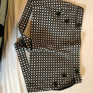 Black and white J.Crew 3 inch shorts